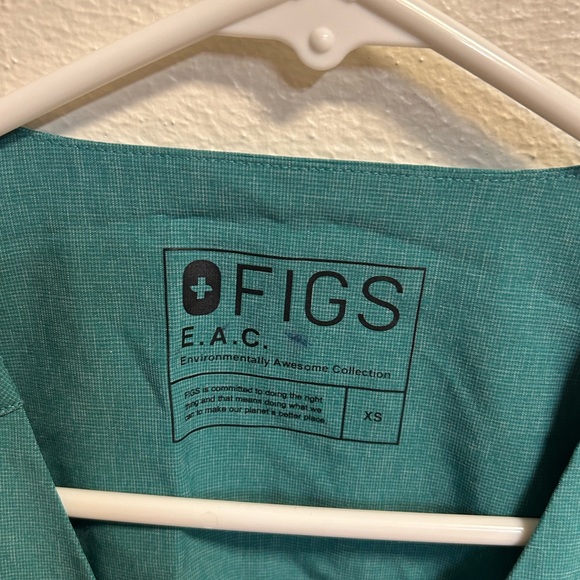 FIGS marine FION utility scrub top -E.A.C size XS teal - Picture 2 of 7